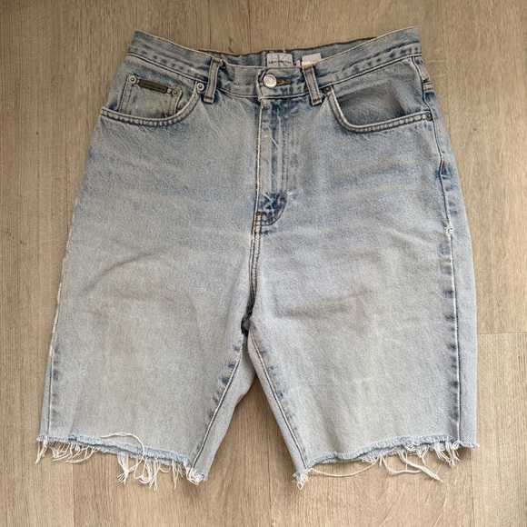 Calvin Klein Light Denium Bermuda Cutoff Shorts, High Rise - Picture 1 of 3